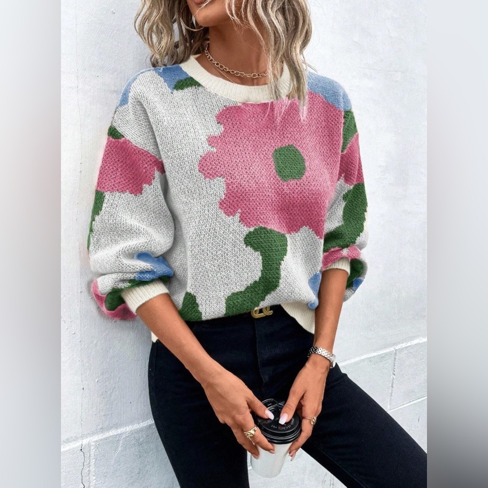 Floral Pattern Round Neck Sweater - Picture 7 of 16